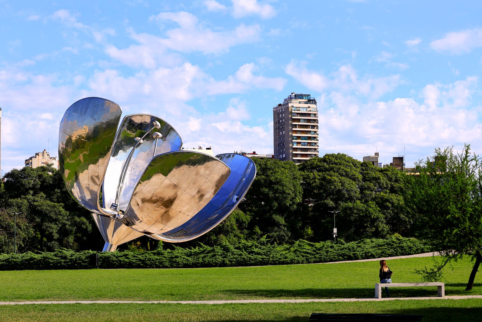 Floralis Genérica, Buenos Aires